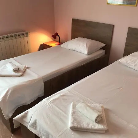 Ivo 3* Stobreč
